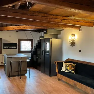 https://lalux-venezia.hotelinveneto.com