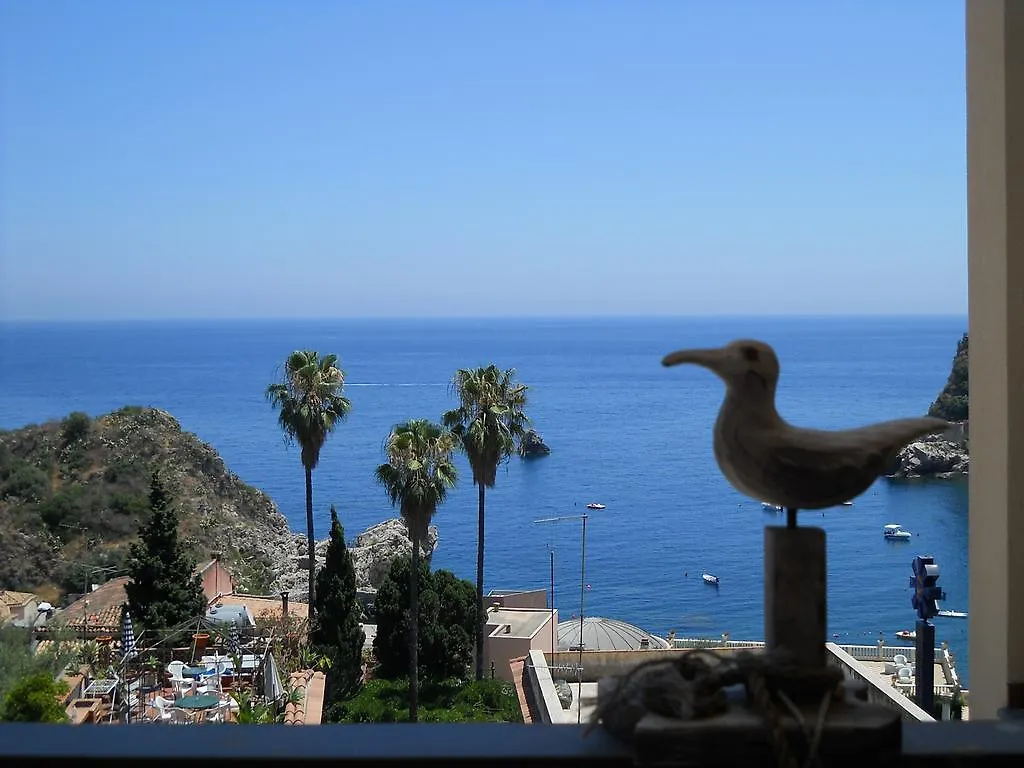 Cottage On The Beach Taormina Italy